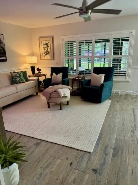 1637 SE PARADISE CIRCLE #205 Crystal River, FL 34429