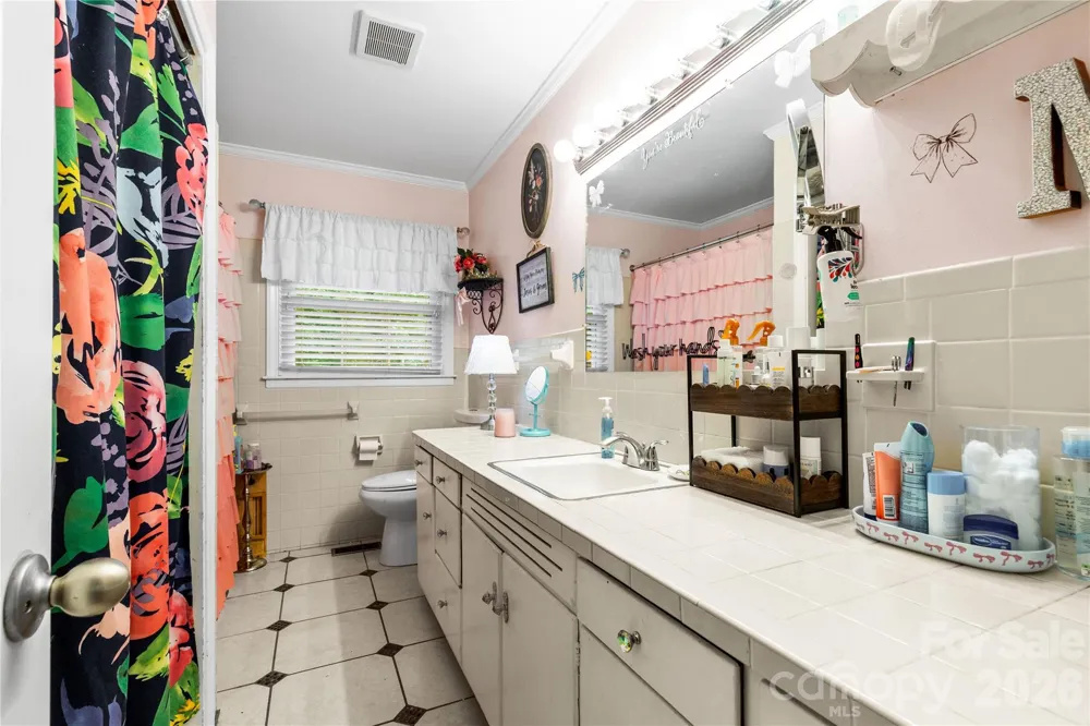 938 Forest Drive Lancaster, SC 29720
