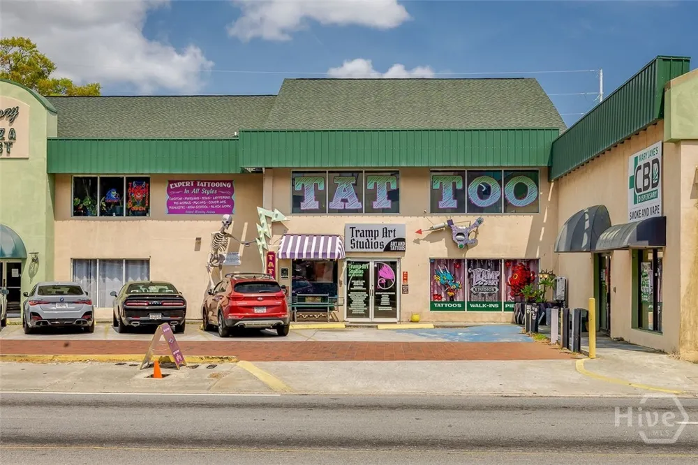 302 W Victory Drive #A Savannah, GA 31405