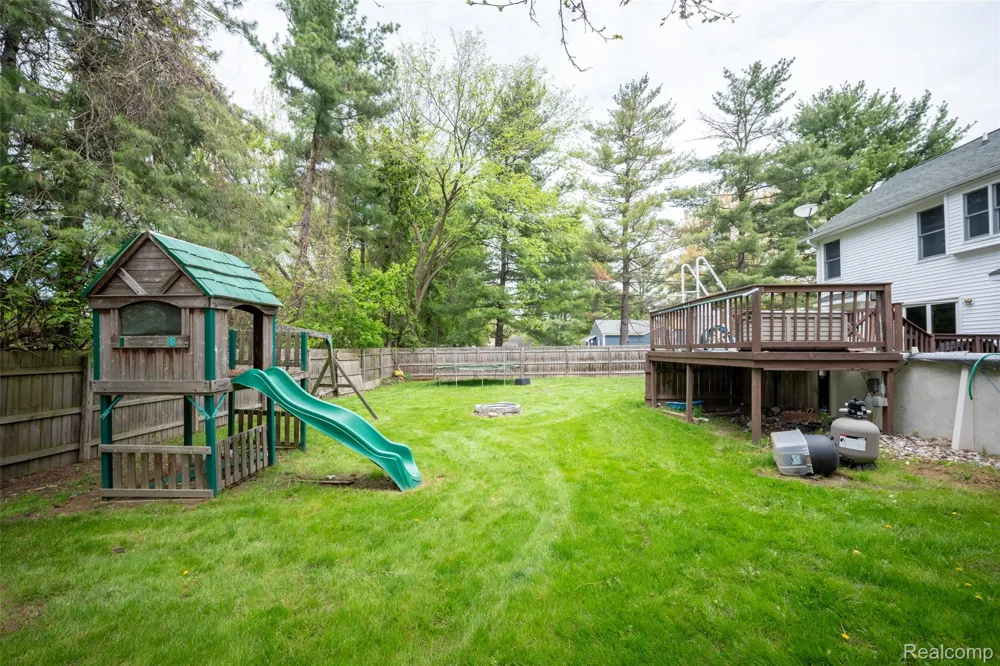 11363 McKinley Road Montrose Charter Township, MI 48457