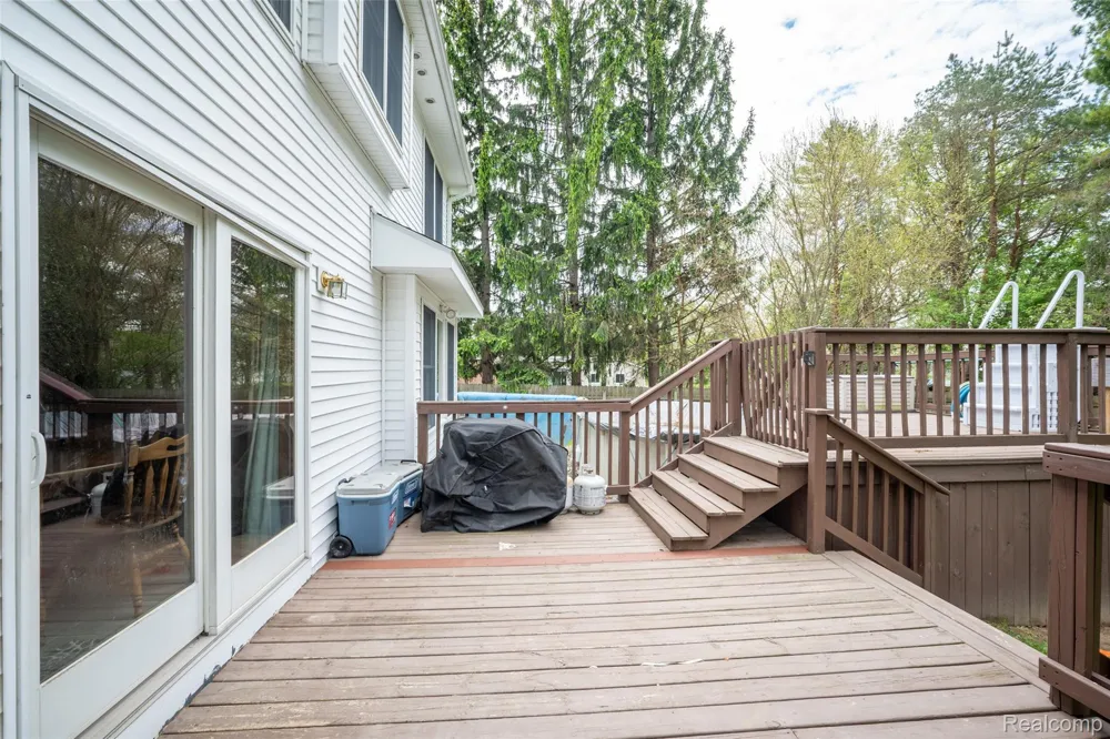 11363 McKinley Road Montrose Charter Township, MI 48457