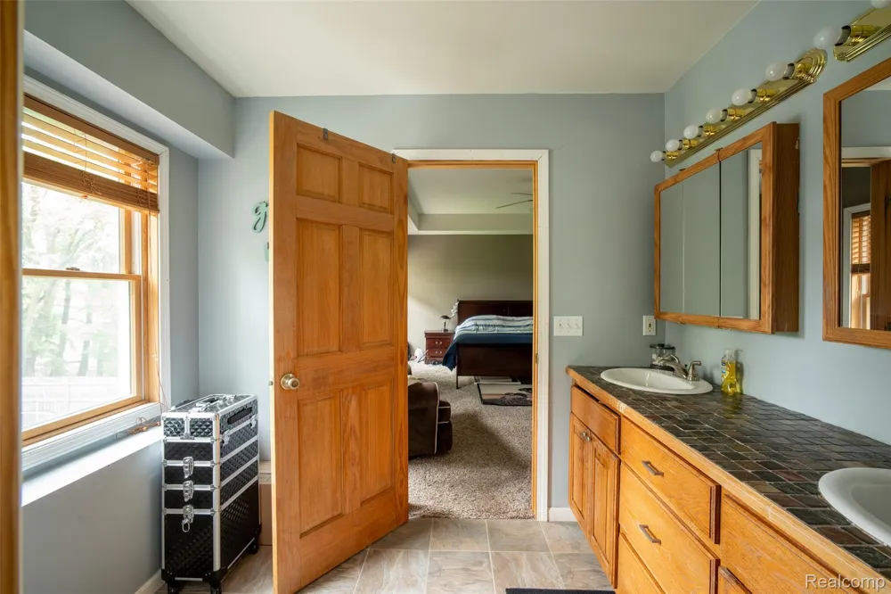 11363 McKinley Road Montrose Charter Township, MI 48457