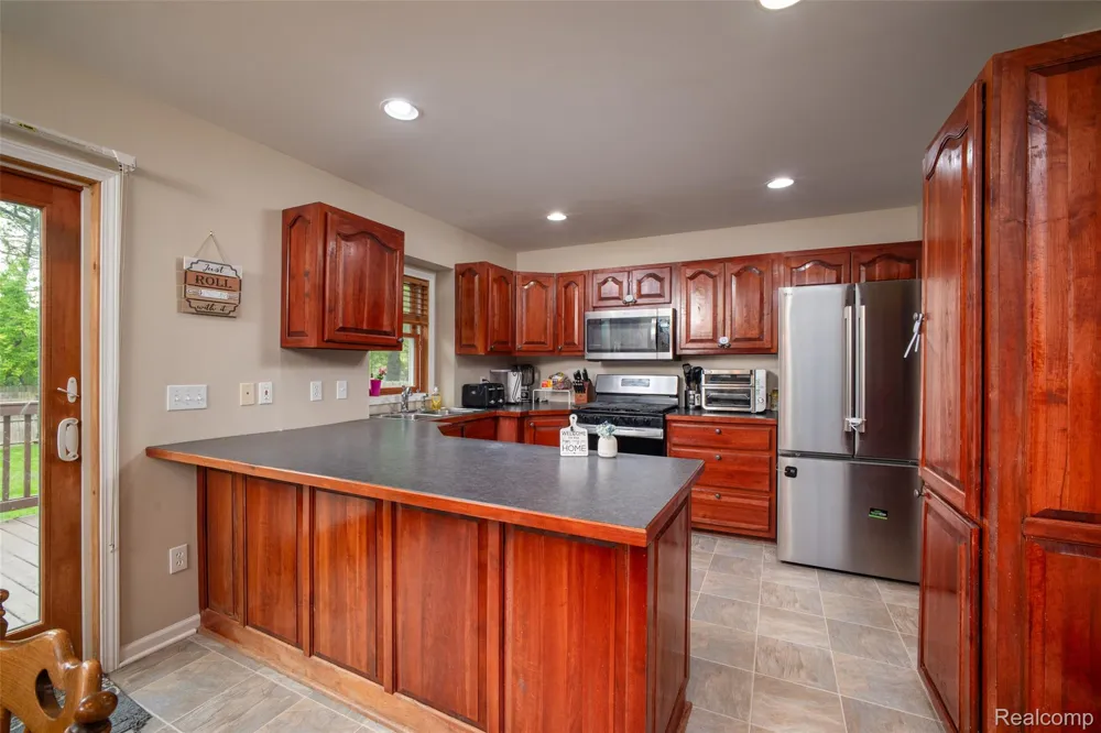 11363 McKinley Road Montrose Charter Township, MI 48457