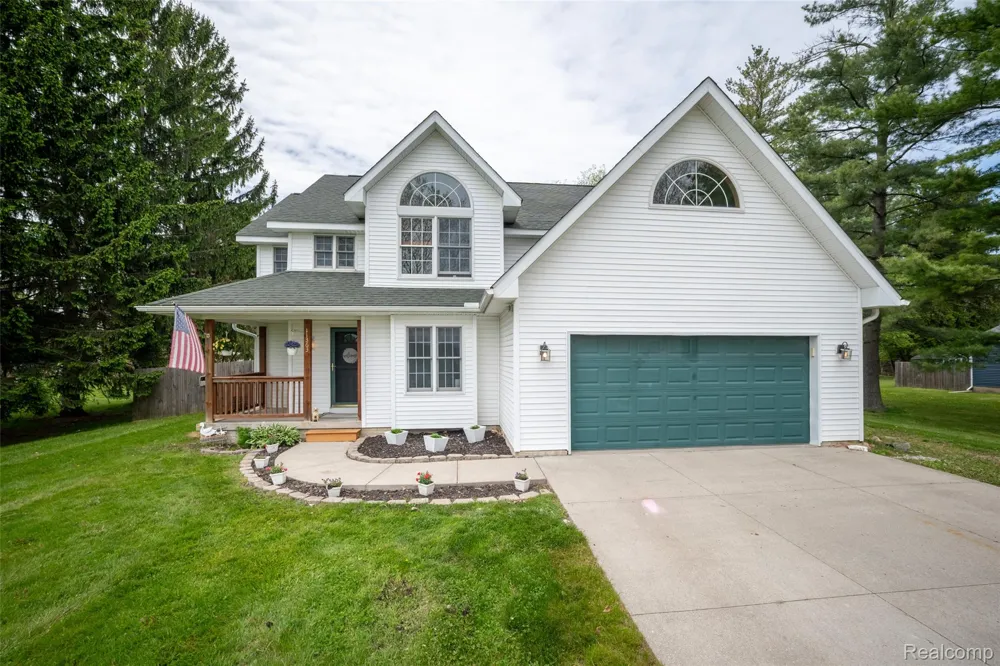 11363 McKinley Road Montrose Charter Township, MI 48457