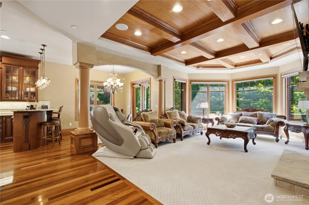 24282 SE 147th Place Issaquah, WA 98027