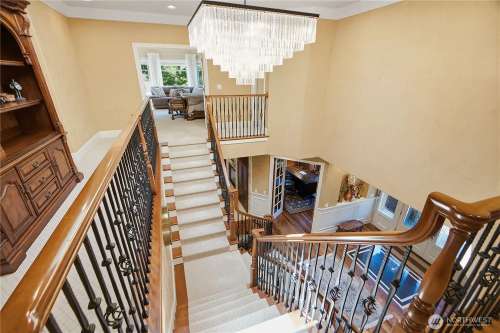 24282 SE 147th Place Issaquah, WA 98027