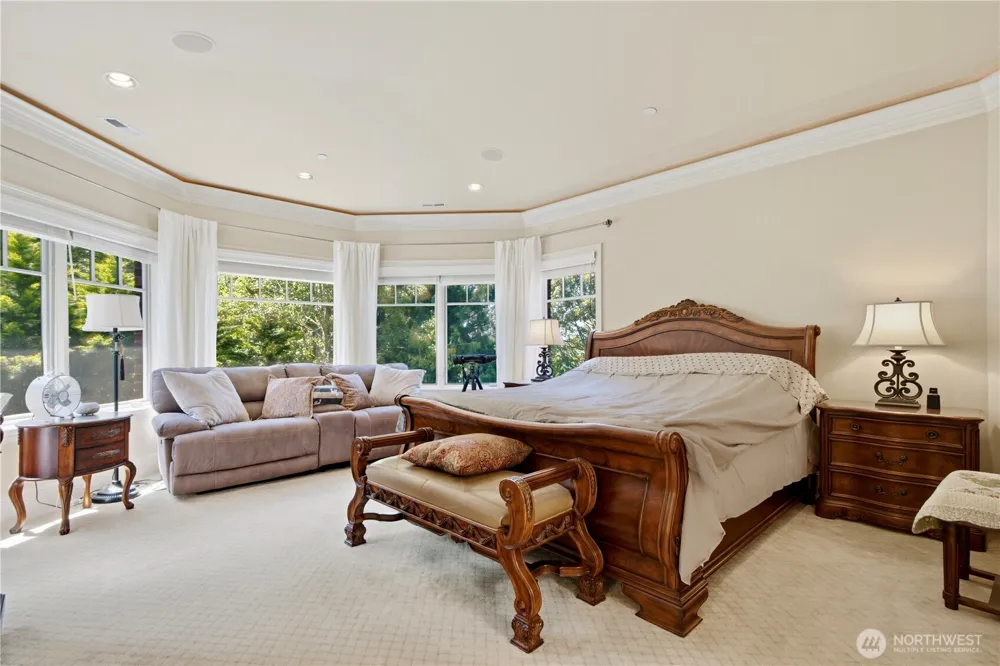 24282 SE 147th Place Issaquah, WA 98027
