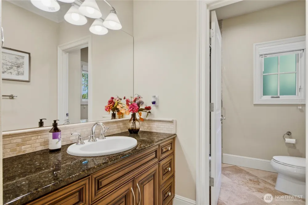 24282 SE 147th Place Issaquah, WA 98027