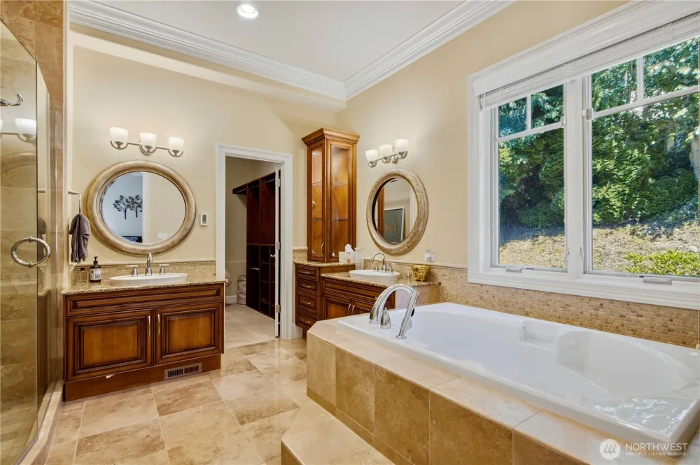 24282 SE 147th Place Issaquah, WA 98027