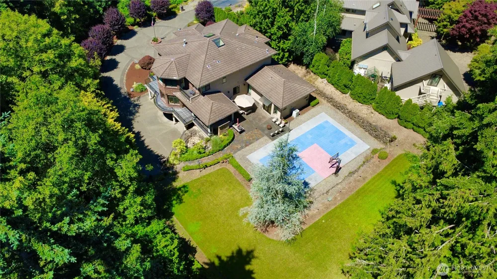 24282 SE 147th Place Issaquah, WA 98027