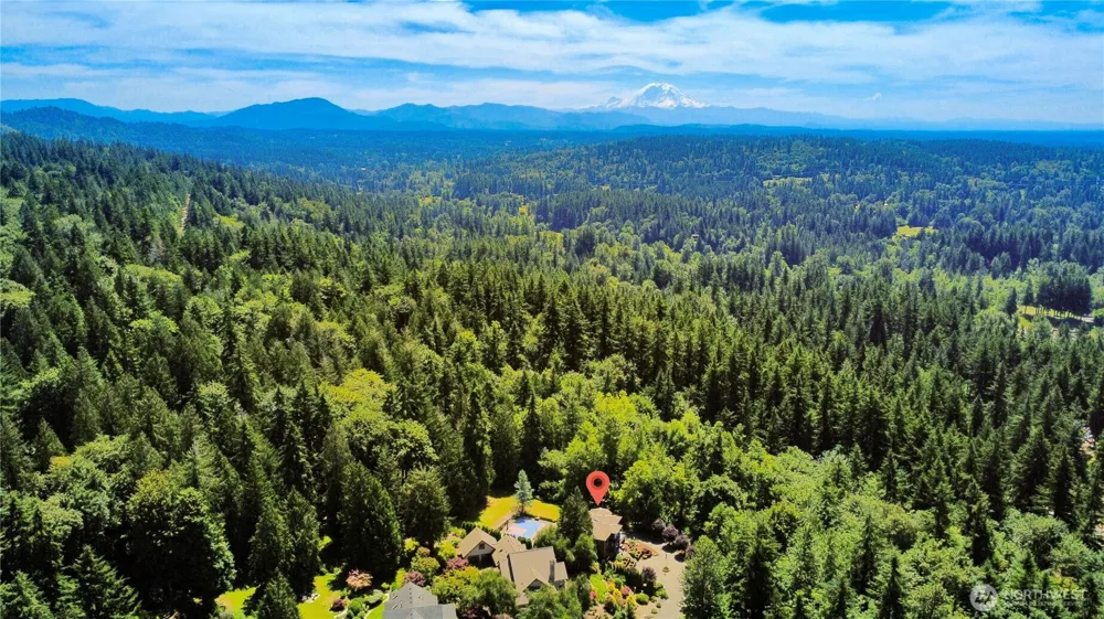 24282 SE 147th Place Issaquah, WA 98027