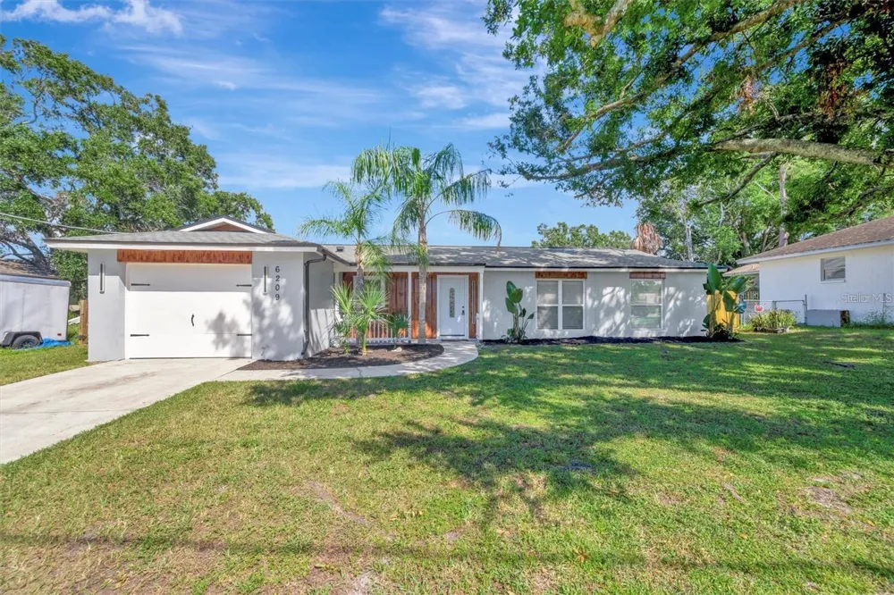 6209 FLAMINGO DRIVE Apollo Beach, FL 33572