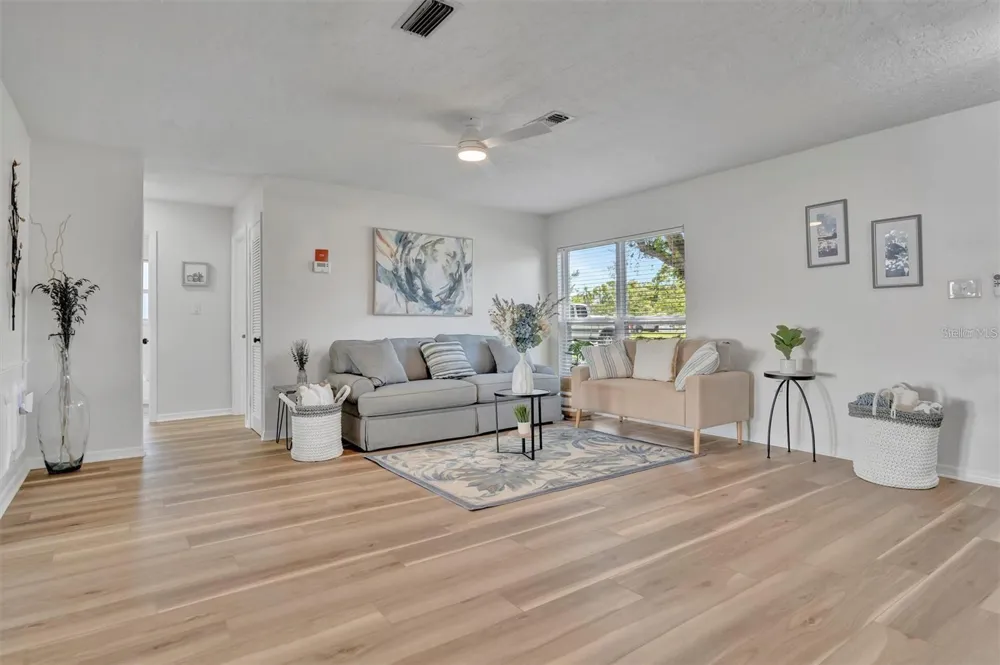 6209 FLAMINGO DRIVE Apollo Beach, FL 33572