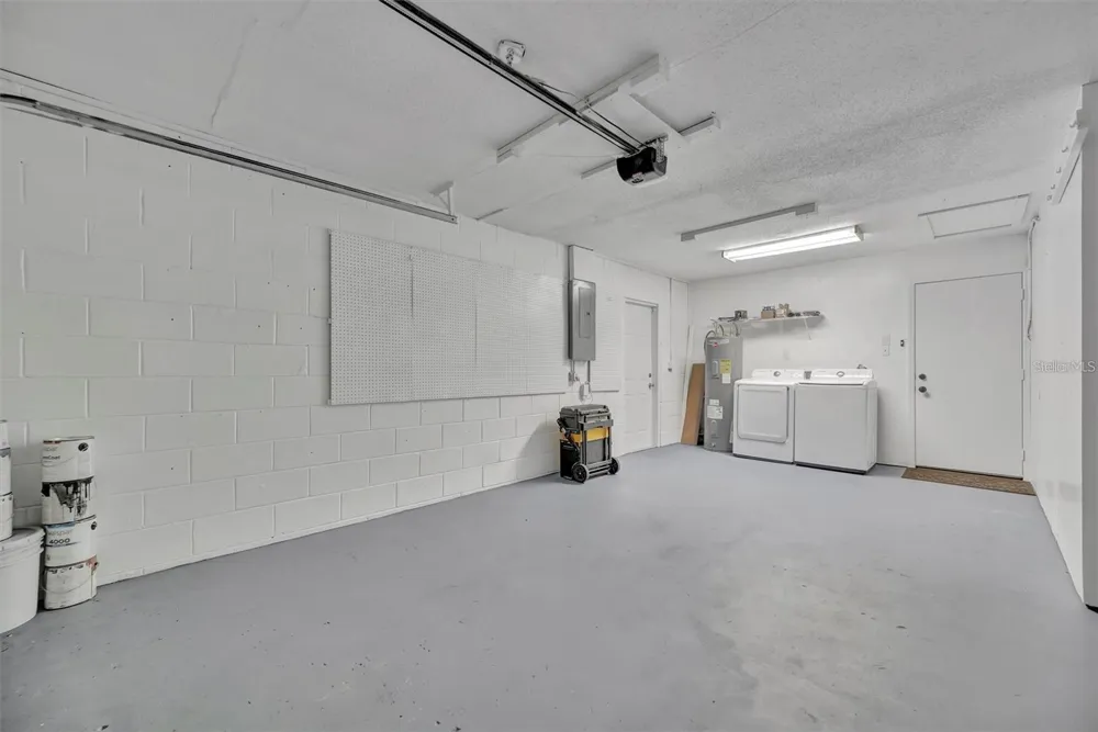 6209 FLAMINGO DRIVE Apollo Beach, FL 33572