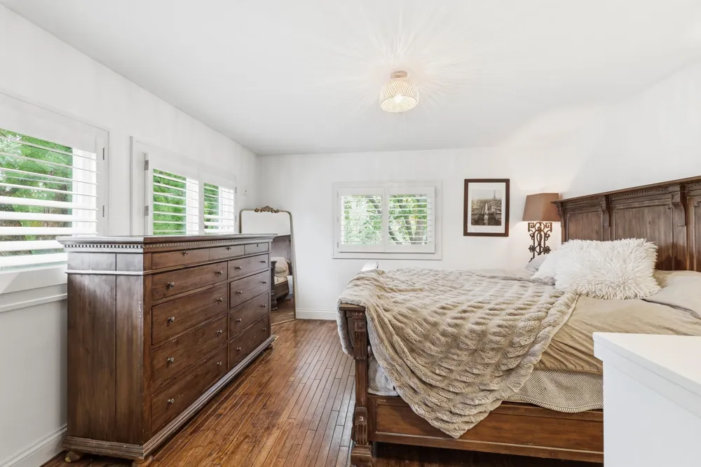 5320 Manitou Road Excelsior, MN 55331