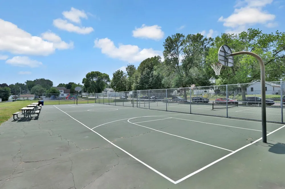 1017 Livingston Avenue West Saint Paul, MN 55118