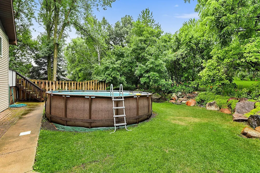 15 14th Avenue S Cold Spring, MN 56320