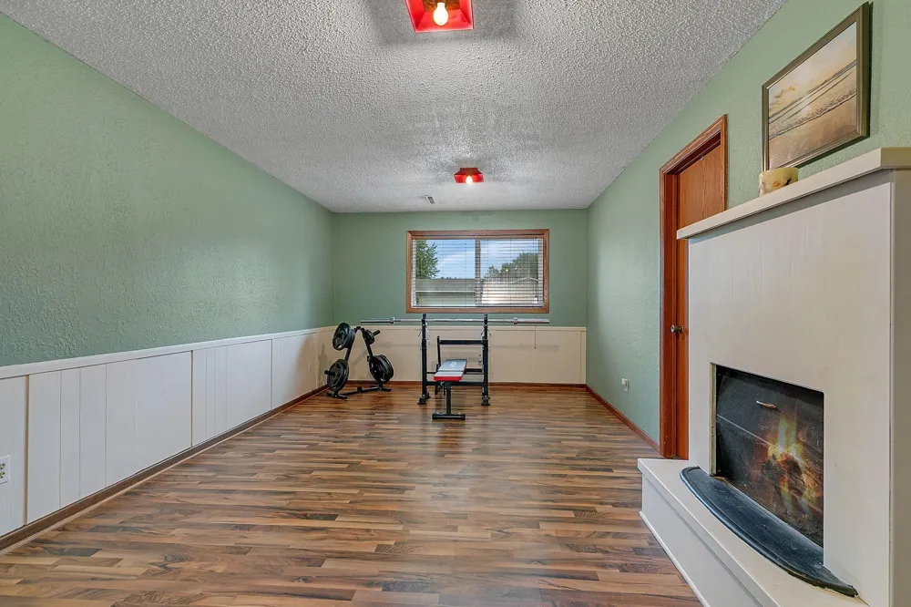 15 14th Avenue S Cold Spring, MN 56320