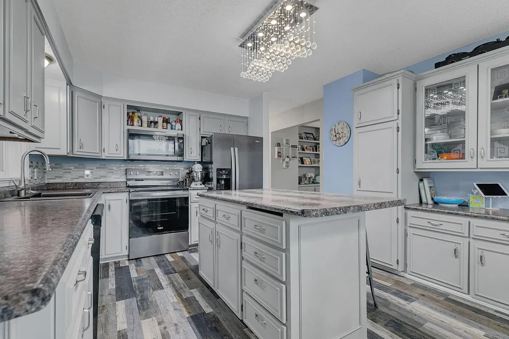 15 14th Avenue S Cold Spring, MN 56320