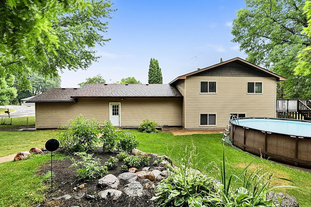 15 14th Avenue S Cold Spring, MN 56320