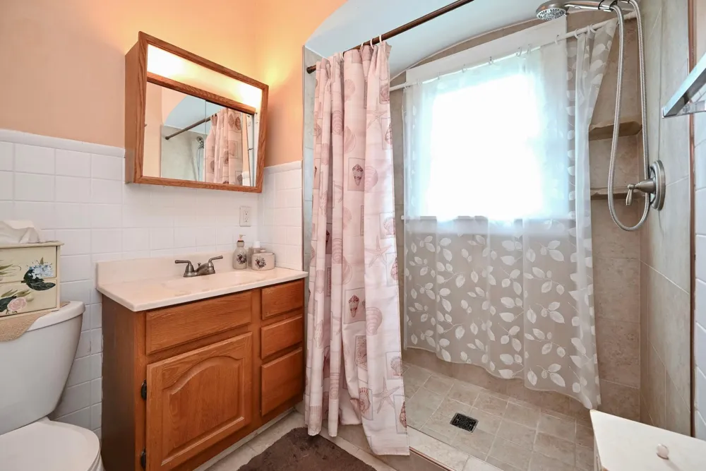 1217 East Avenue S La Crosse, WI 54601