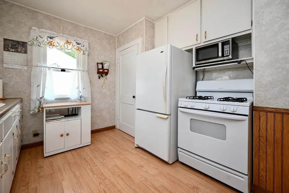 1217 East Avenue S La Crosse, WI 54601