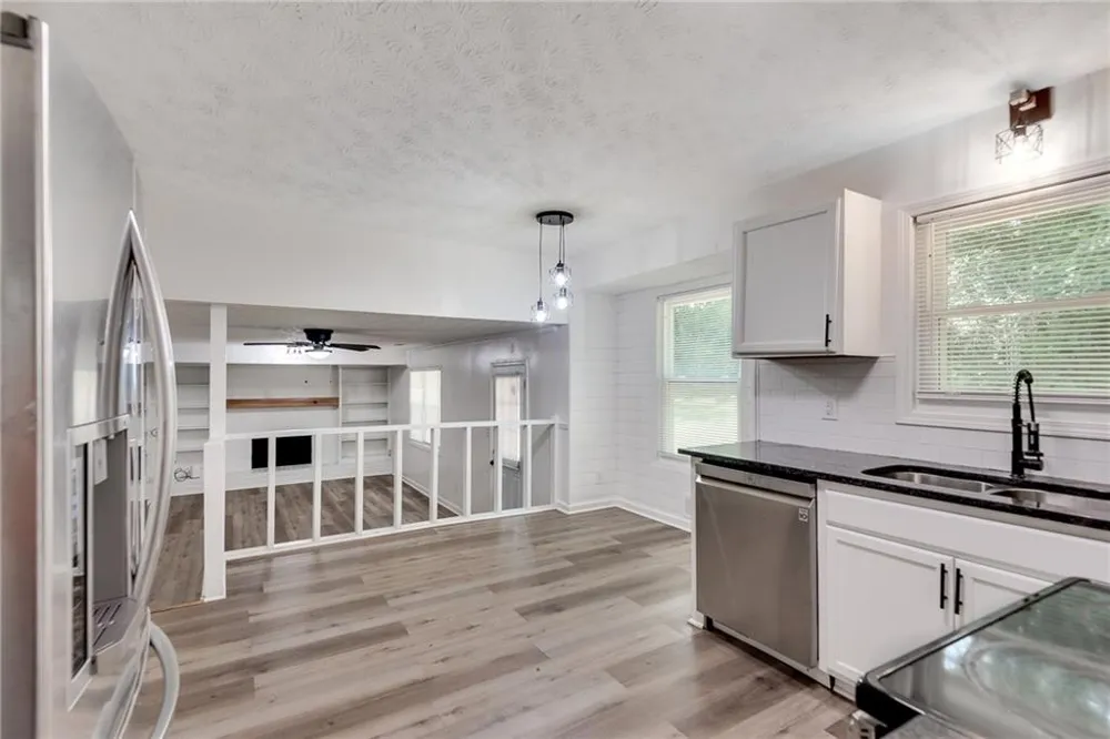 597 Field Cliff Drive Stone Mountain, GA 30087