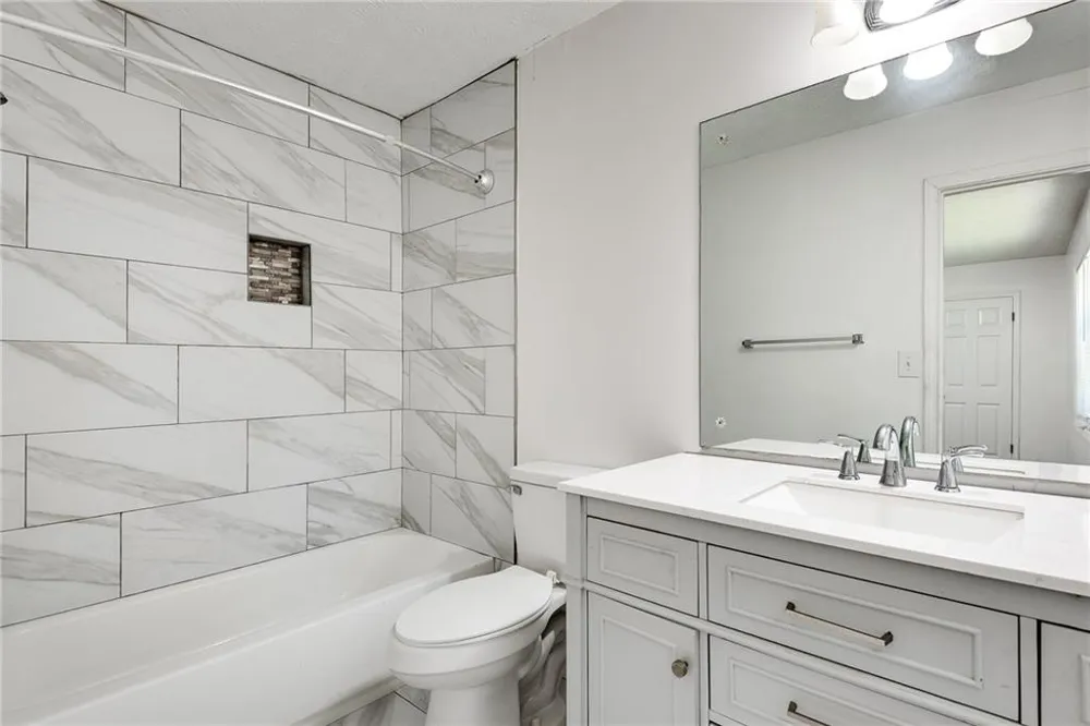 597 Field Cliff Drive Stone Mountain, GA 30087