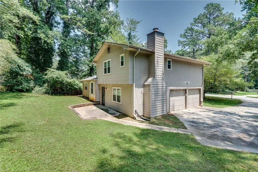 597 Field Cliff Drive Stone Mountain, GA 30087