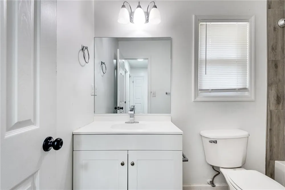 597 Field Cliff Drive Stone Mountain, GA 30087