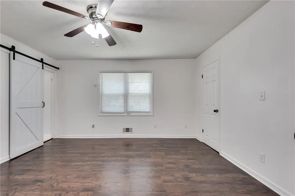 597 Field Cliff Drive Stone Mountain, GA 30087