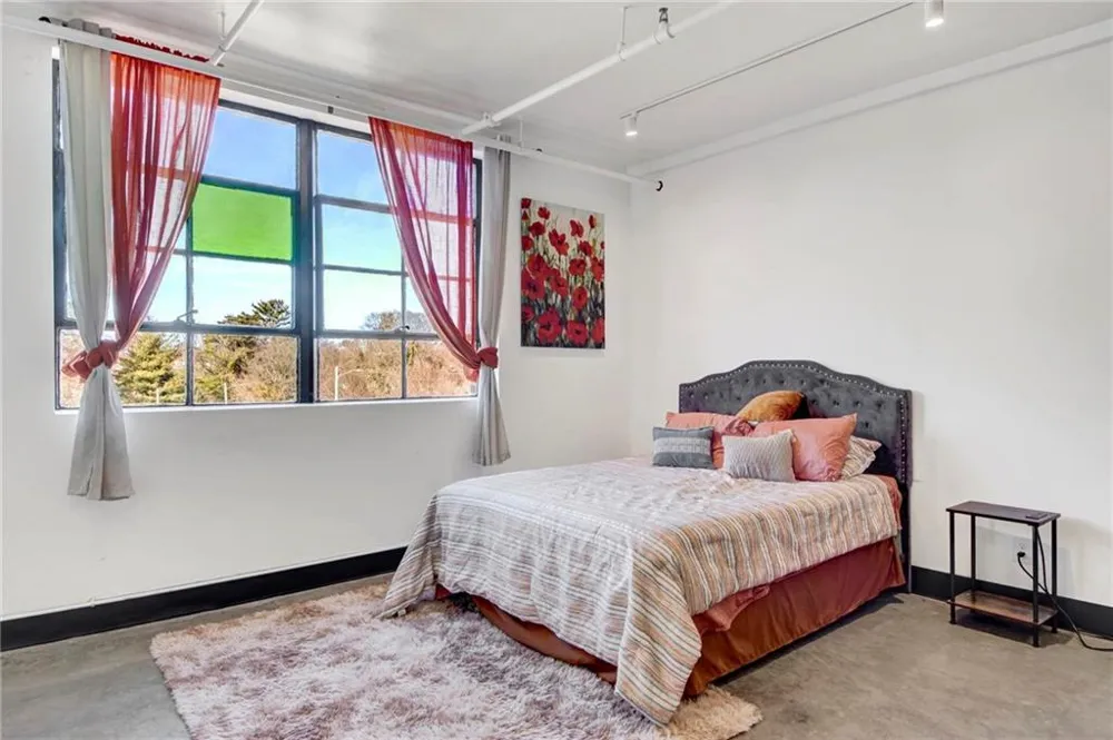 1805 Harvard Avenue #305 College Park, GA 30337