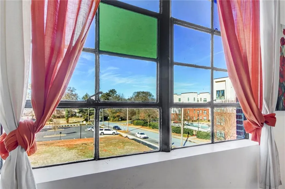 1805 Harvard Avenue #305 College Park, GA 30337
