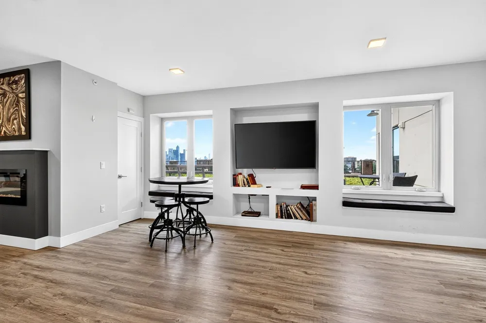 62-68 69TH ST Guttenberg, NJ 07093