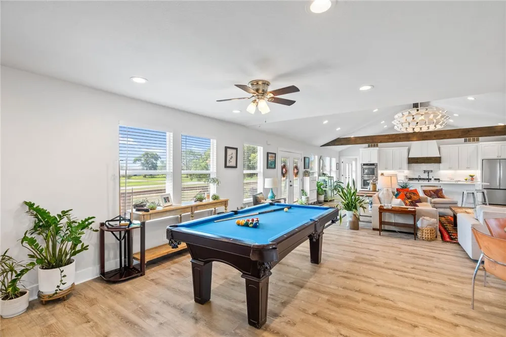 202 Hynes Street Austwell, TX 77950