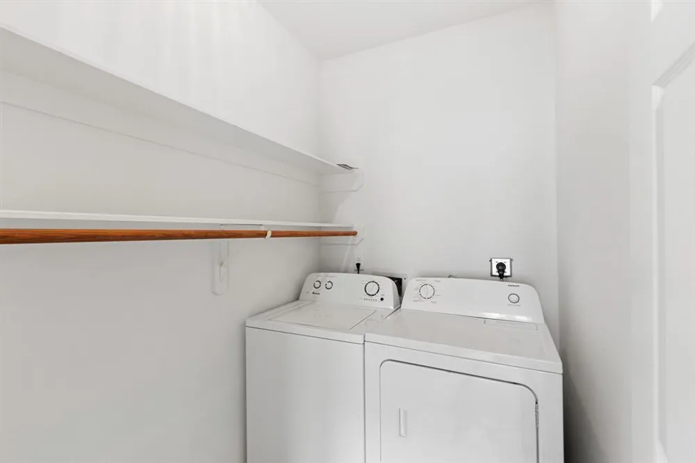 5734 Kansas Street Houston, TX 77007