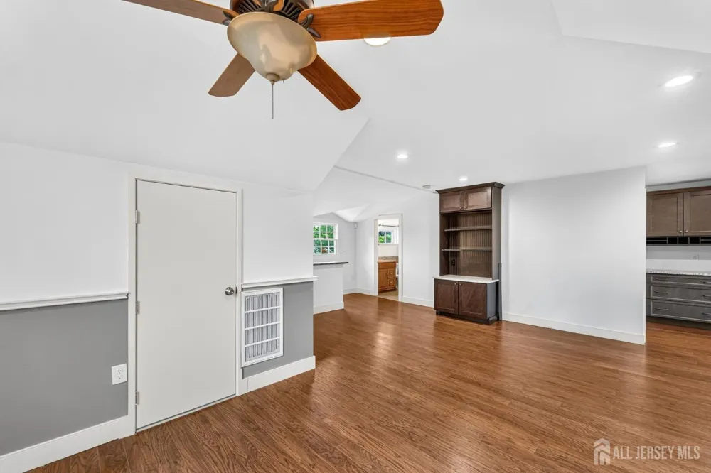 262 Prospect Avenue Dunellen, NJ 08812