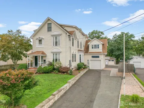 262 Prospect Avenue