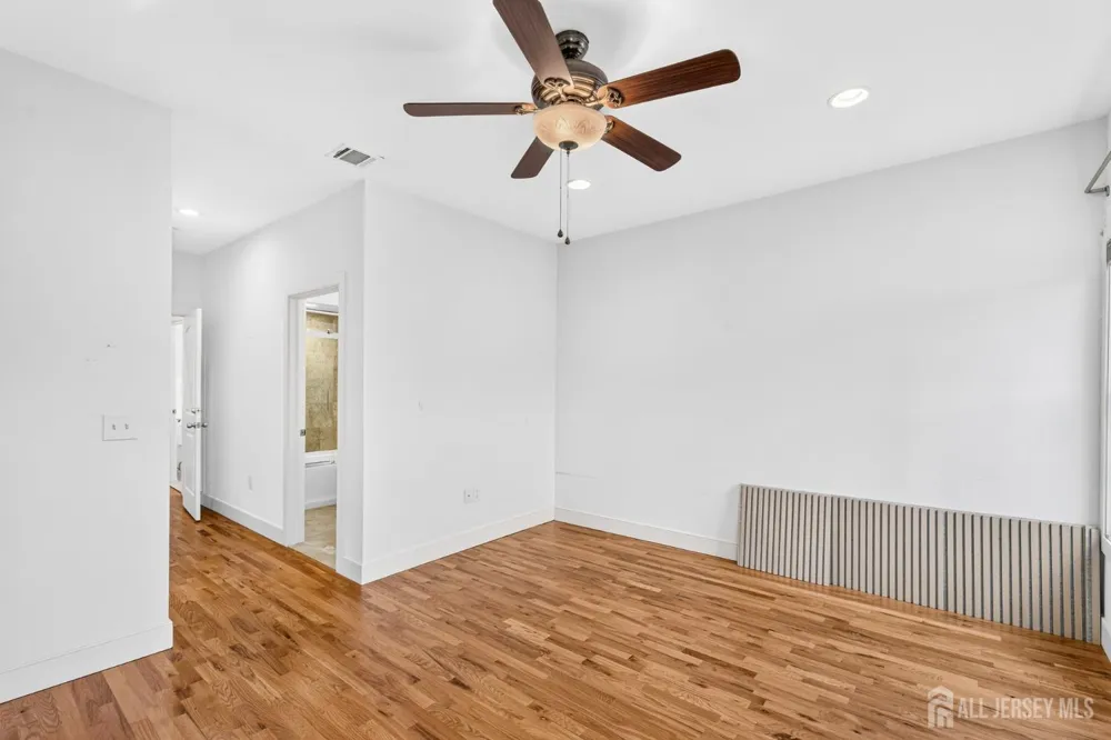 262 Prospect Avenue Dunellen, NJ 08812