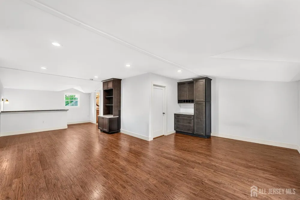 262 Prospect Avenue Dunellen, NJ 08812