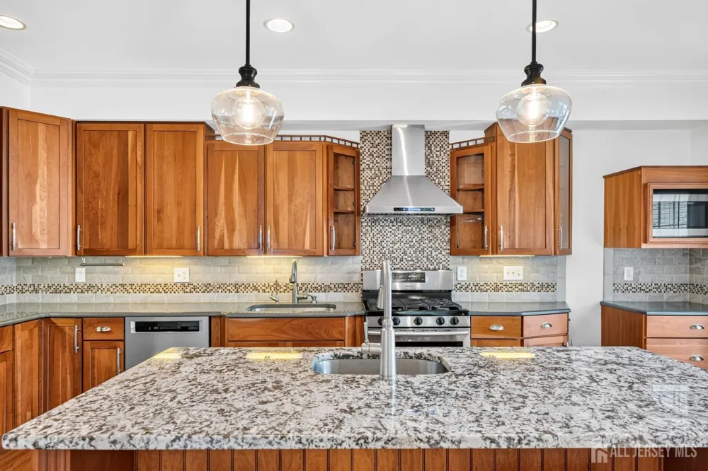 262 Prospect Avenue Dunellen, NJ 08812
