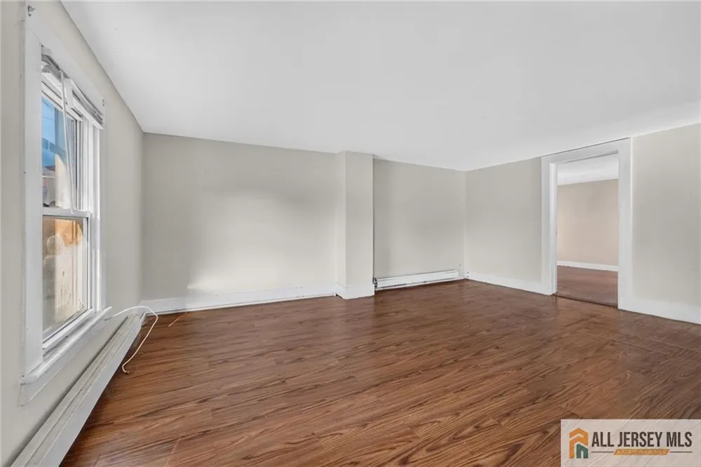 9 Hahn Street Washington, NJ 07882