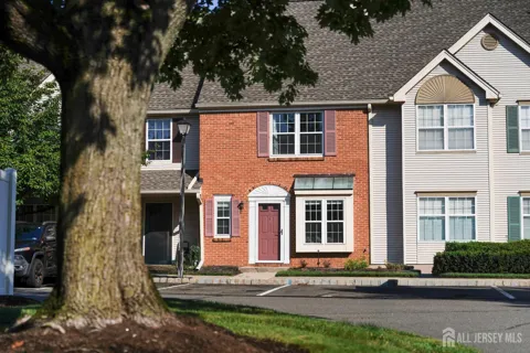 18 Keith Court