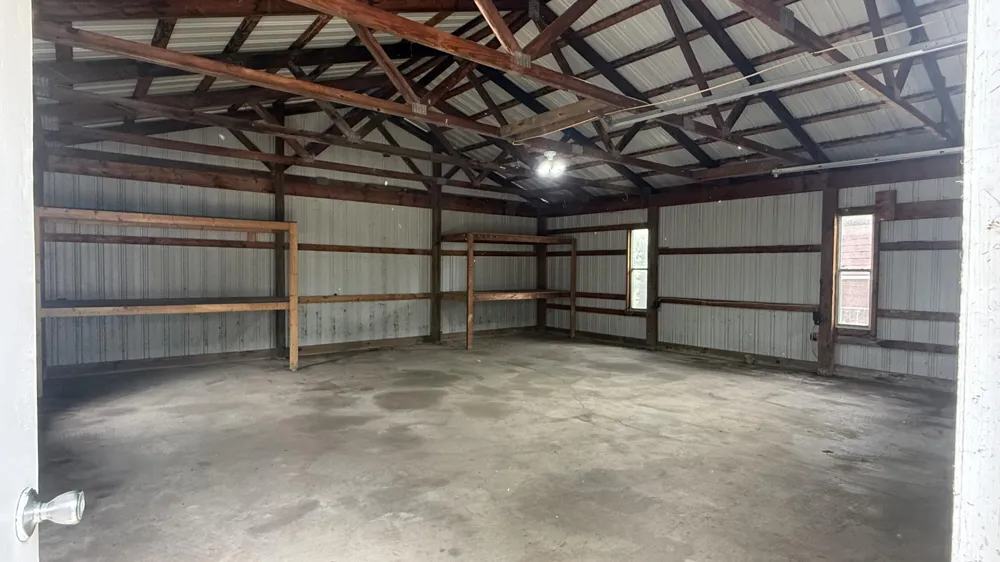 3914 Ferden Road New Lothrop, MI 48460