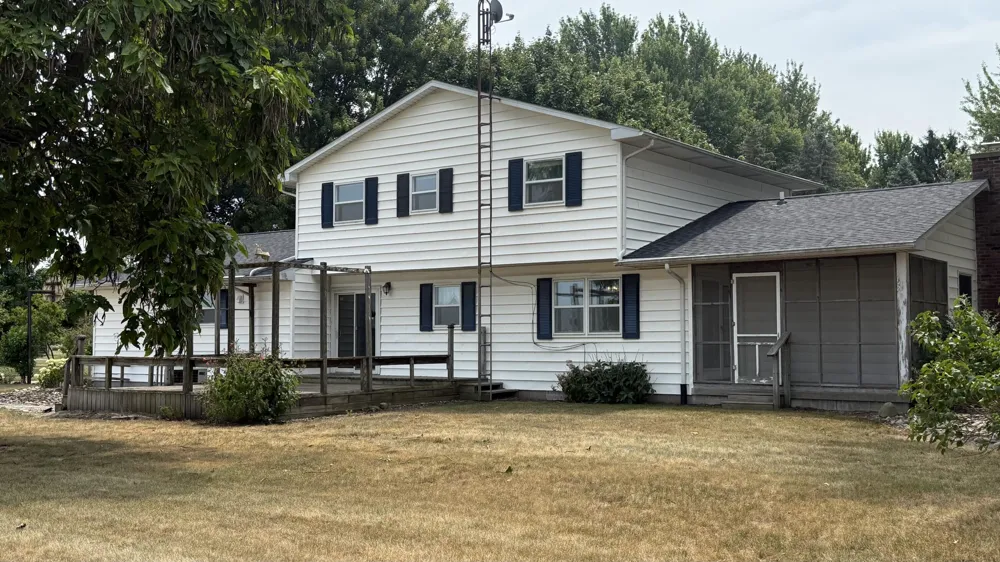3914 Ferden Road New Lothrop, MI 48460