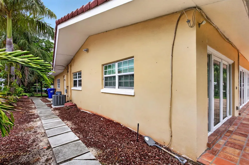 1390 E Terra Mar Drive Pompano Beach, FL 33062