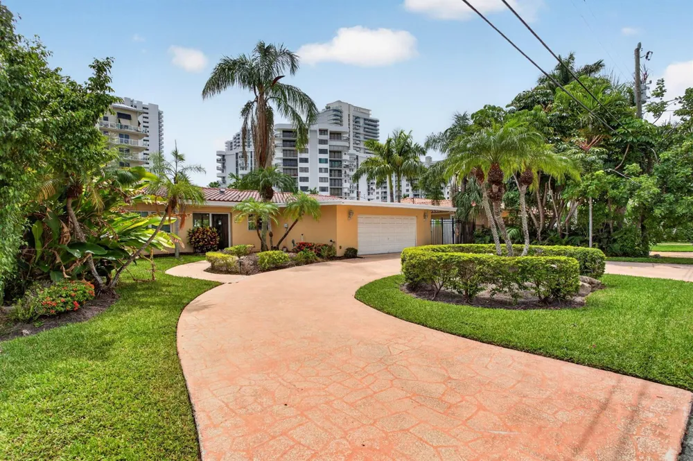 1390 E Terra Mar Drive Pompano Beach, FL 33062