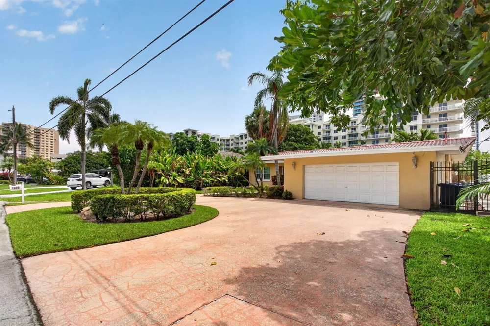 1390 E Terra Mar Drive Pompano Beach, FL 33062