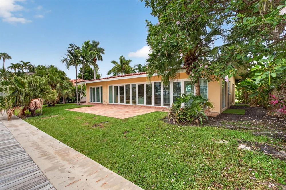 1390 E Terra Mar Drive Pompano Beach, FL 33062