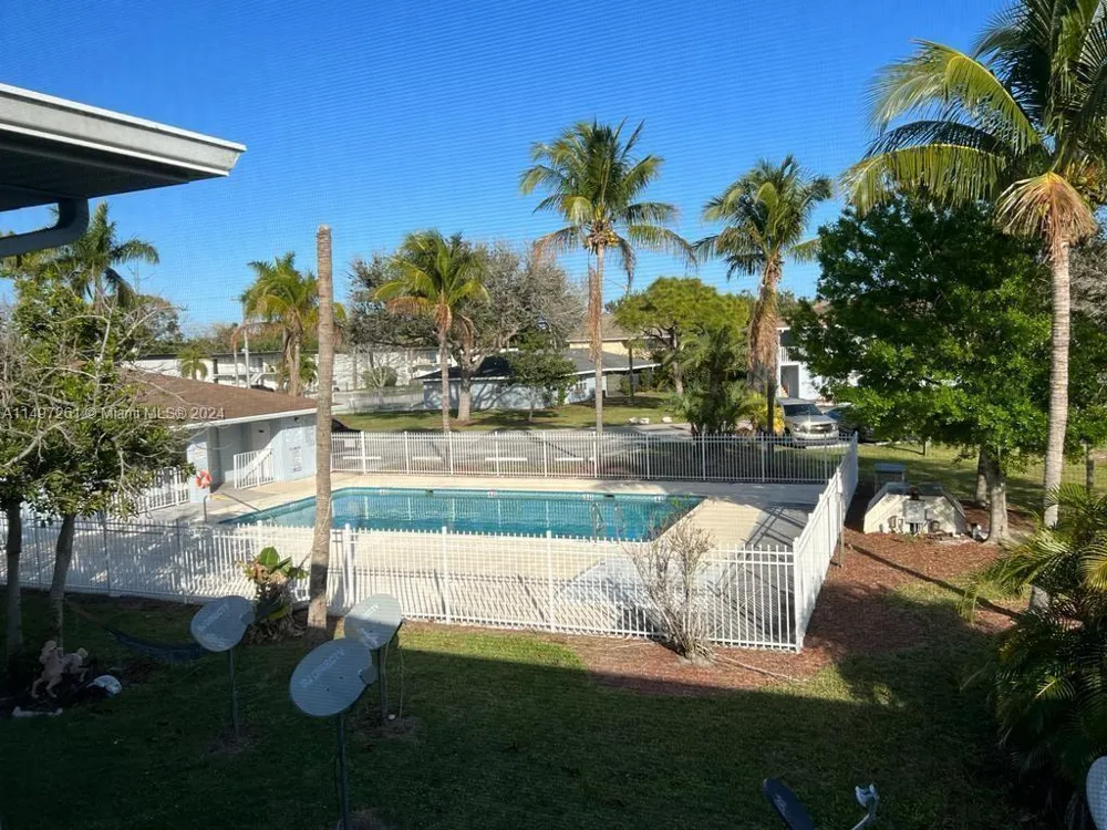 617 IXORIA AVENUE #2 Fort Pierce, FL 34982